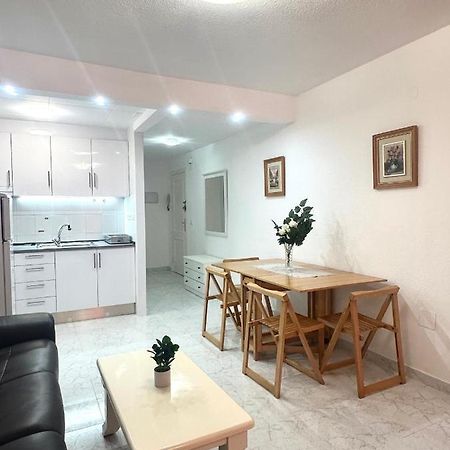 Estudio A 1 Minuto De La Playa Lägenhet Torrevieja Exteriör bild