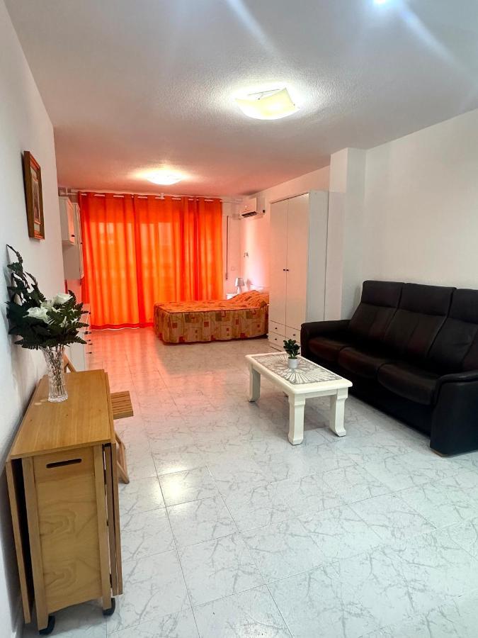 Estudio A 1 Minuto De La Playa Lägenhet Torrevieja Exteriör bild